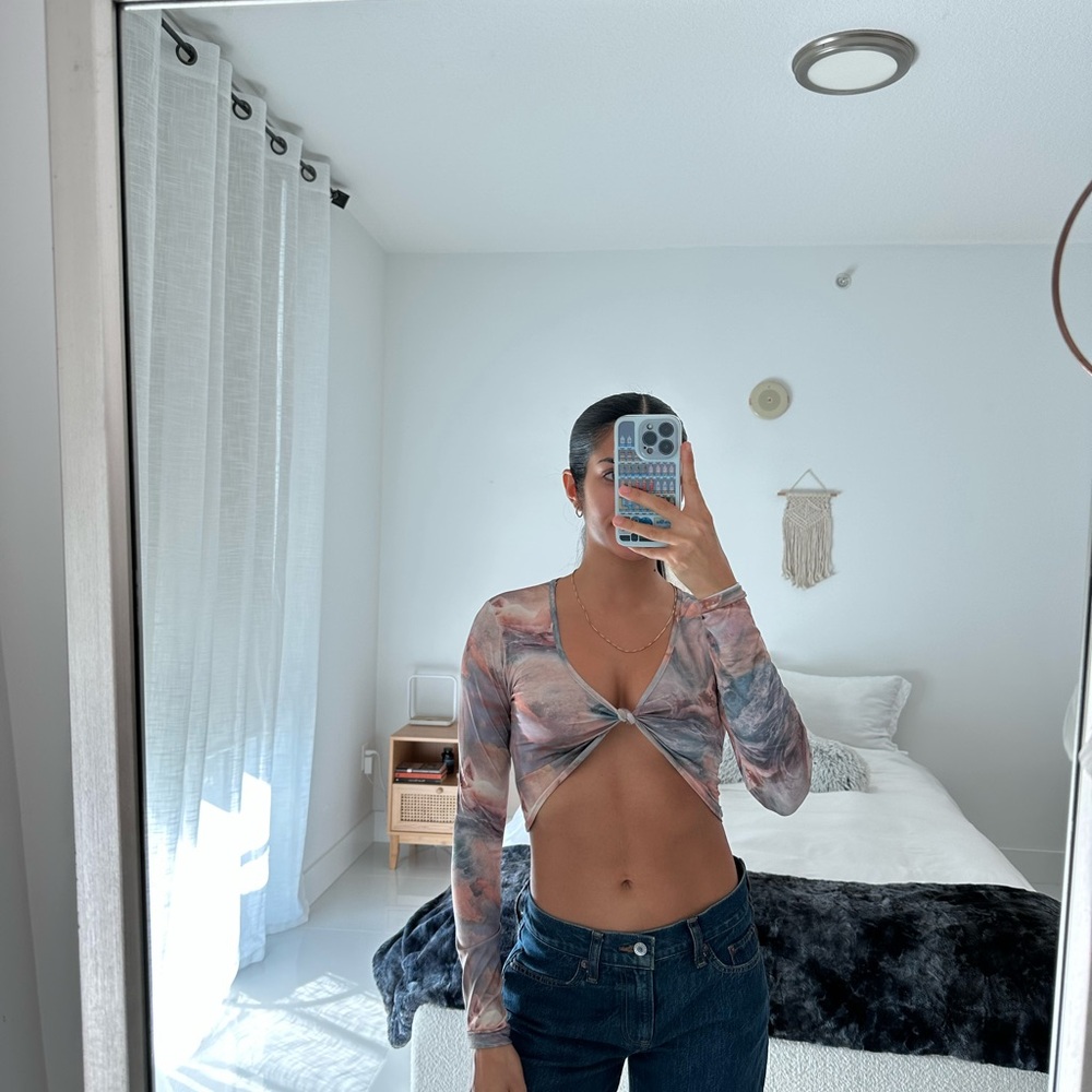 PrettyLittleThing Pink and Blue Crop Top